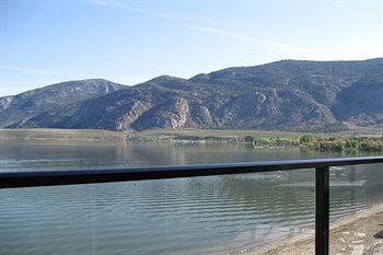 Desert Surfside Waterfront Accommodations Osoyoos Dış mekan fotoğraf