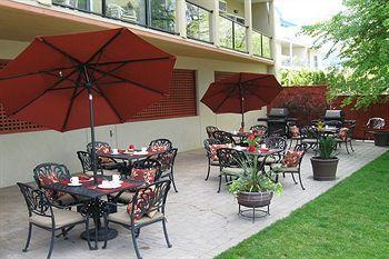 Desert Surfside Waterfront Accommodations Osoyoos Dış mekan fotoğraf